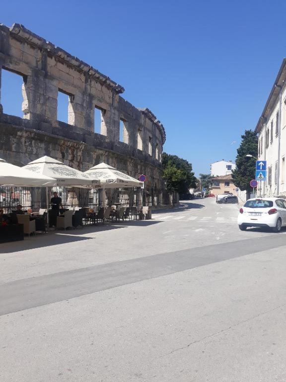 Colorita Studio Pula Dış mekan fotoğraf
