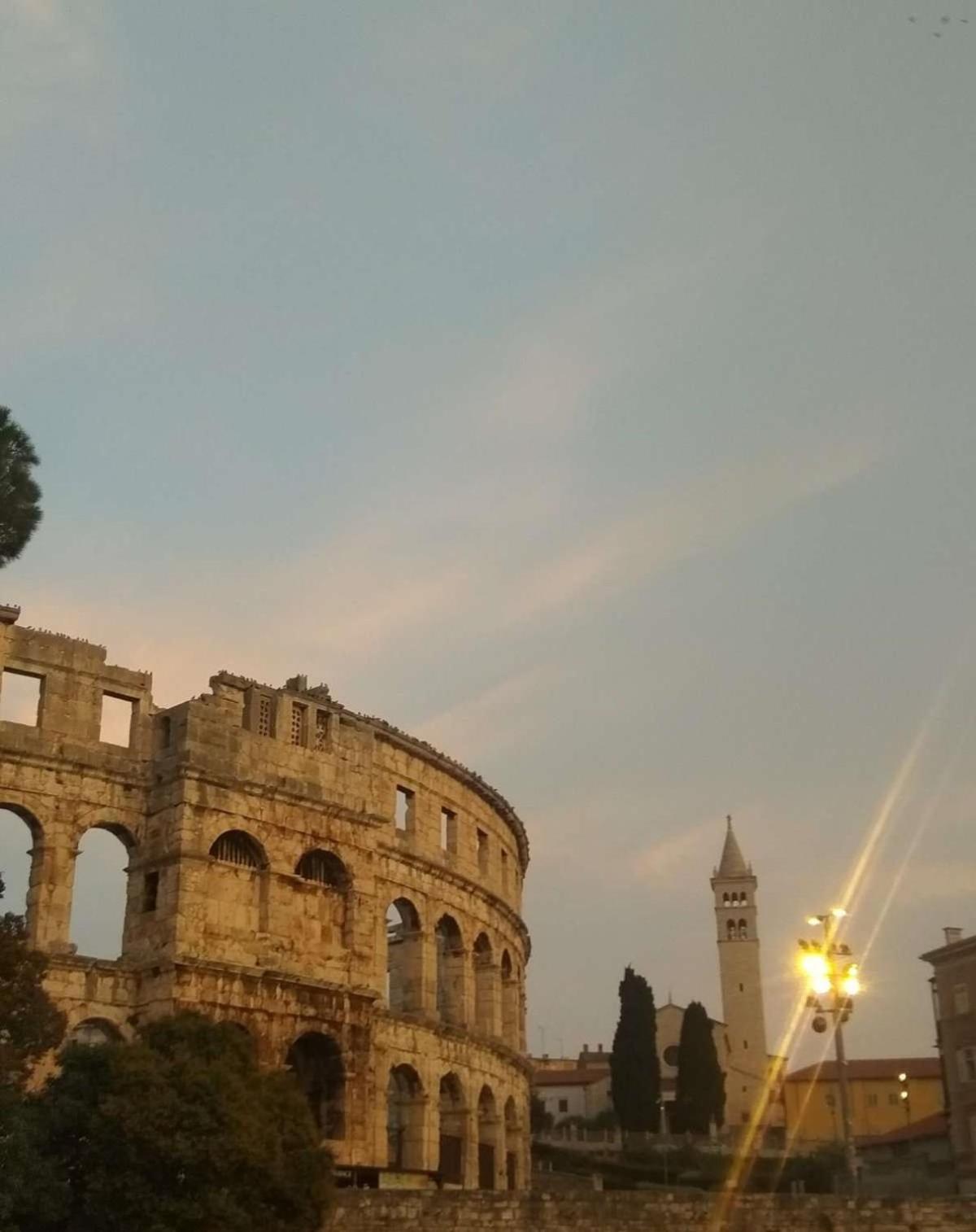 Colorita Studio Pula Dış mekan fotoğraf